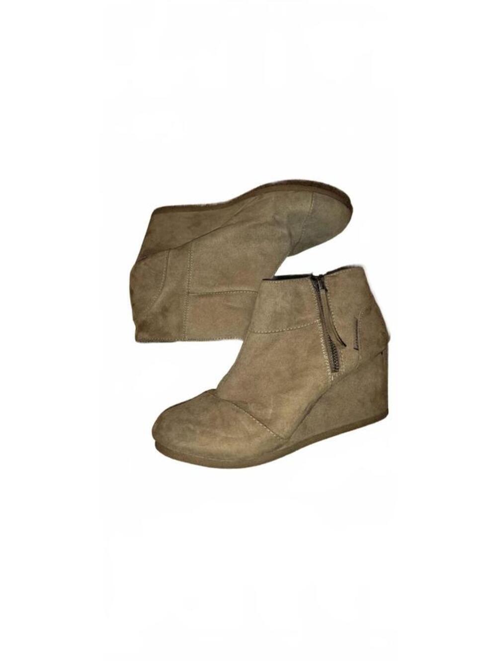Attention Booties